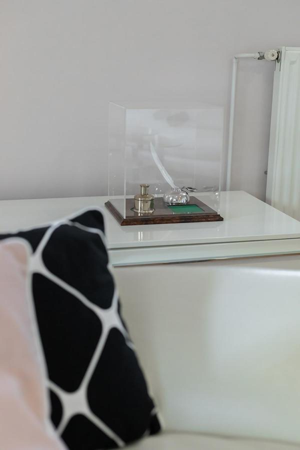 Suzana Iron's Appartement *