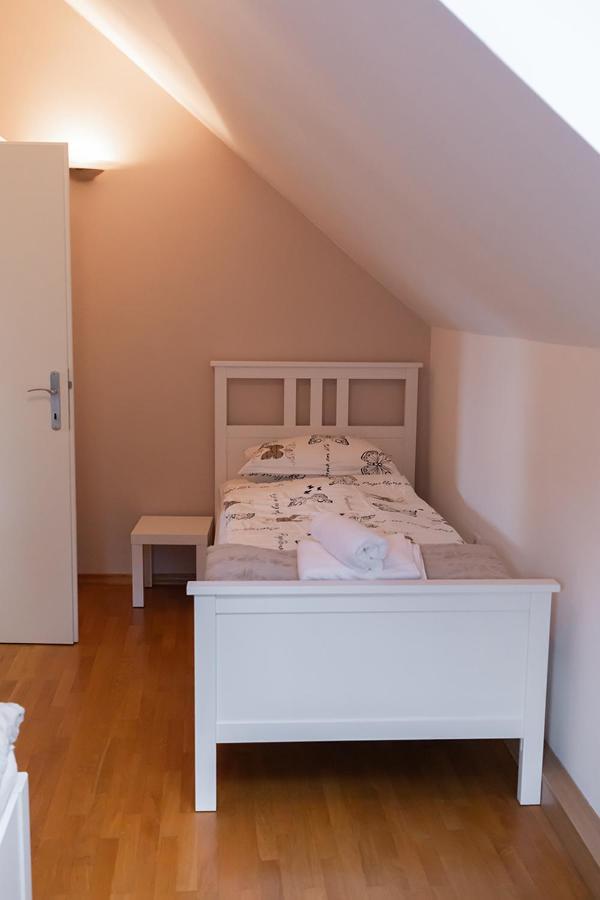 Suzana Iron's Apartment *